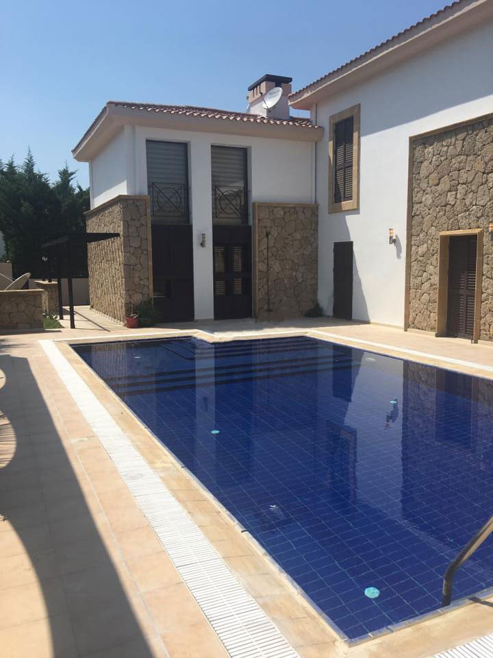 VILLA IN BELLAPAIS, View