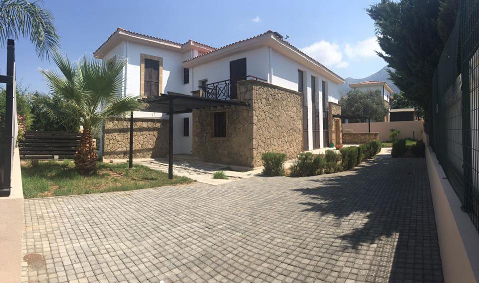 Villa in Bellapais